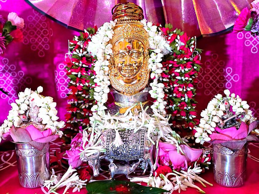CHANDI HOMAM — photo 6 of 9